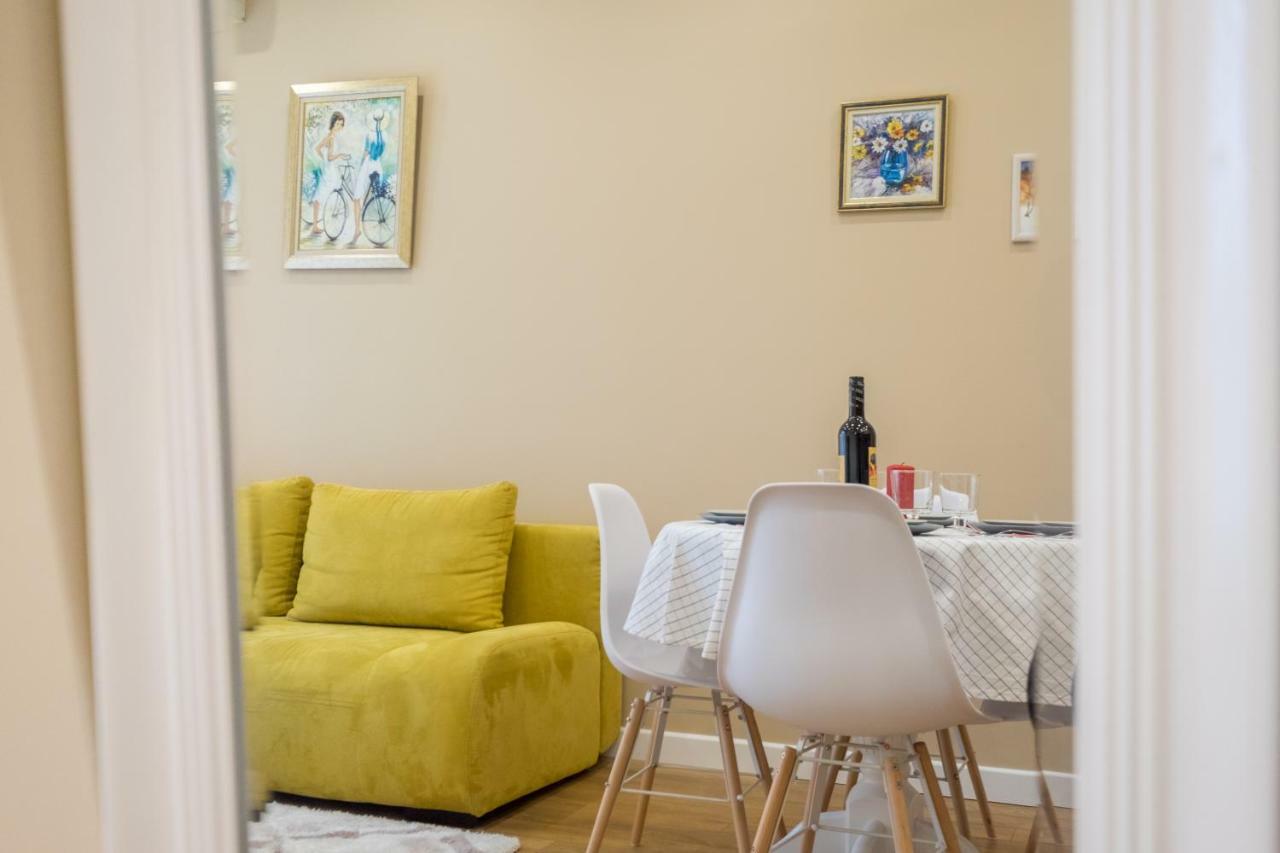 Modern 2 Bedroom Apartment Next To Vitosha Str. Sofia Luaran gambar