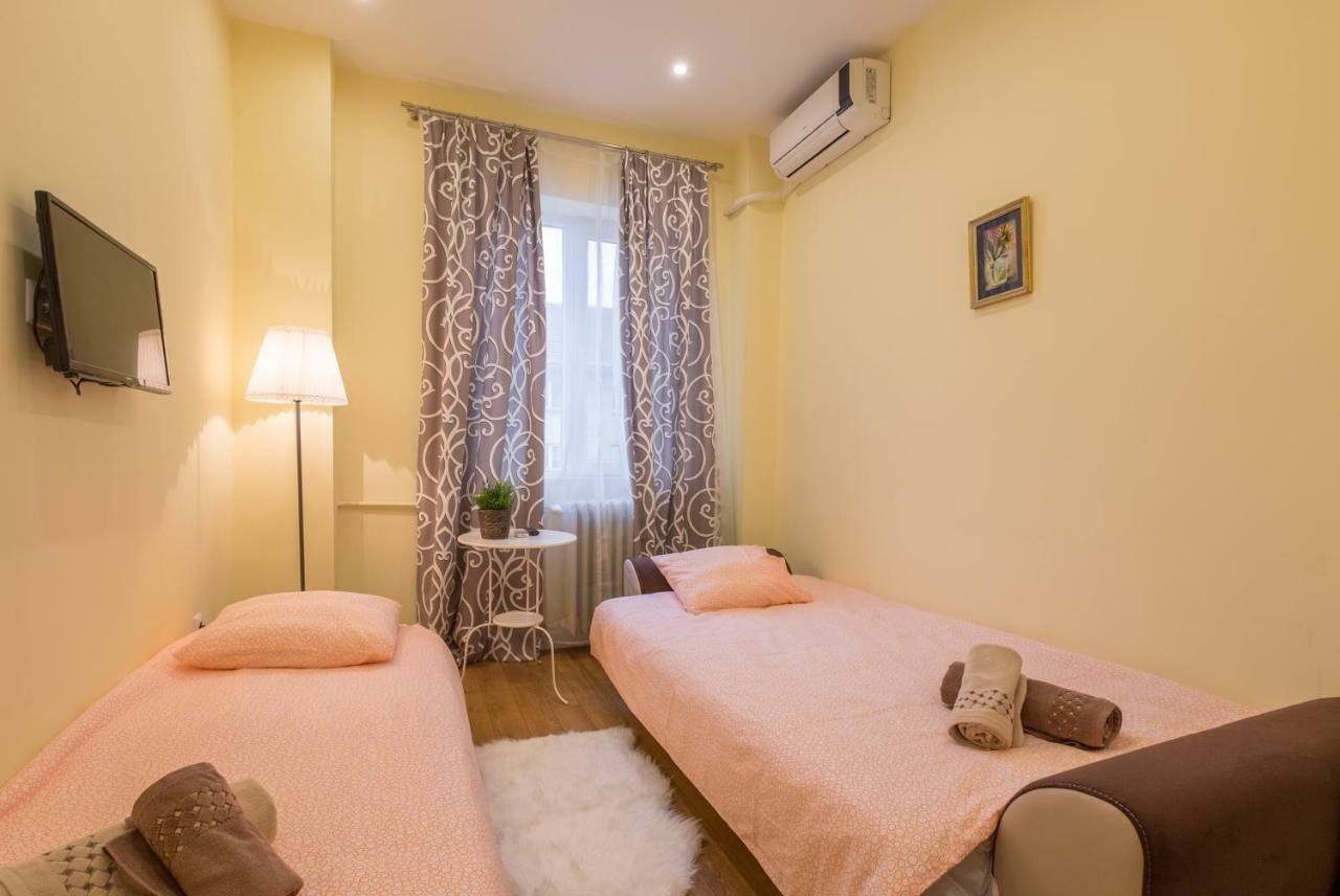 Modern 2 Bedroom Apartment Next To Vitosha Str. Sofia Luaran gambar
