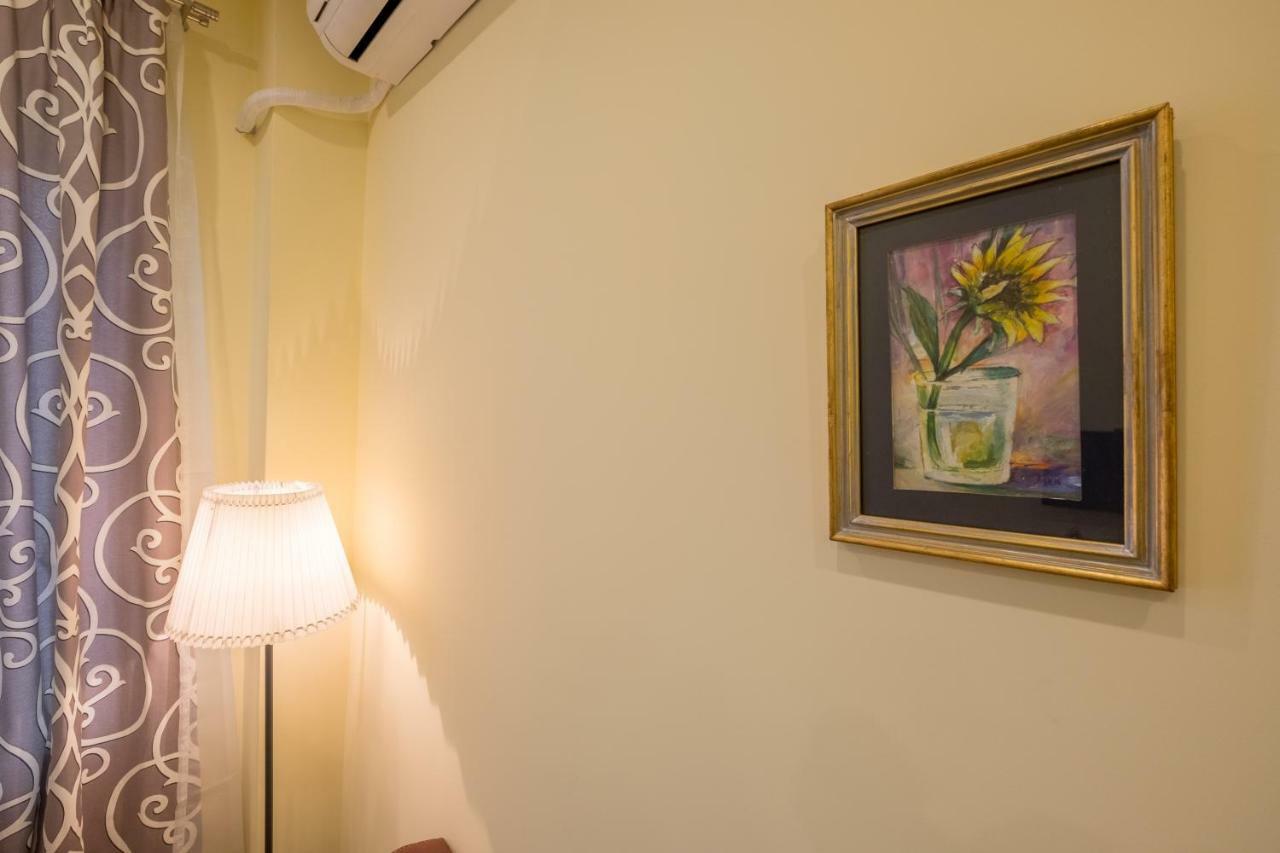 Modern 2 Bedroom Apartment Next To Vitosha Str. Sofia Luaran gambar